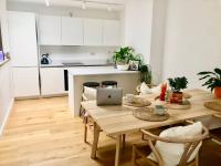 B&B Sheffield - Boutique 2-Bed Townhouse in Vibrant Kelham Island - Bed and Breakfast Sheffield