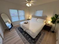 Renovated House for 14 in Wentzville MO - Chambres d’hôtes Wentzville