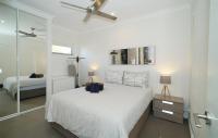 4 Eco Rated Home Perth Sleeps 4 - B&B