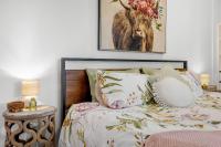 Little Sunshine - Private acreage Guest Home - B&B Hervey Bay
