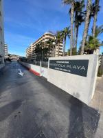 APARTAMENTO NUEVO CÉNTRICO en PRIMERA Línea de playa con vistas al Mar, Piscina, aire acondicionado y wifi - Chambres d'hôtes Peñíscola