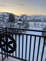 Camera Matrimoniale con Vista Montagna