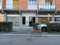 Welcome to Casa di Lucca - Your Friendly Retreat with Terrace and Parking - B&B