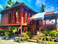 B&B Kepala Batas - Homestay Teratak Kayu kota Aur - Bed and Breakfast Kepala Batas