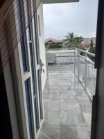 Magnifique Appartement Meublé Douala Kotto avec Groupe Electrogène et WiFi, Calme et Securisé - Chambres d'hôtes Douala