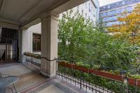 Urban Oasis Apartment - B&B Budapest