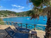 Acapulco Seaside Pool Bar and Apartments - Ferienwohnung Palaiokastrítsa