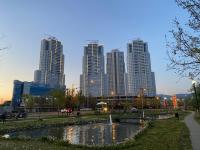 Skyline Retreat Apartment at Sky Towers with Spa and Fitness Access - B&B