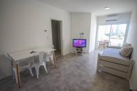 Super céntrico, amplio y equipado - Ideal Consulado España - B&B