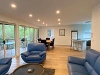 Sandy Point Beach Escape 1 Bedroom Apartment - B&B Sandy Point