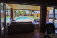 Garten Wohnung mit Pool, 2 Schlafzimmer - Ferienwohnung Kapstadt