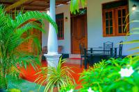 Chanaka Holiday Inn - B&B