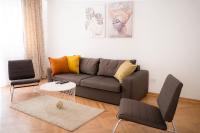 Downtown, spacious, 2 bedroom apartment - B&B Belgrado