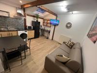 Charmant T2 plein centre ville et proche gare - B&B Bourges