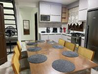 Casa em Bombinhas Almeida e Moraes Perto da Praia - B&B Bombinhas