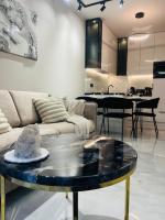 Crystal Luxury Apartment with Free Parking in Cracow for 4 Guests - Ferienwohnung Krakau