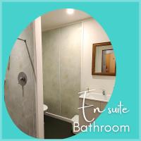 Habitación con cama grande 