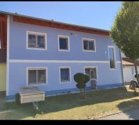 4 Zimmer Wohnung im 1. Stock - B&B Traunreut