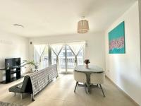 Las flores, Depto Con Cochera - B&B Neuquén