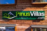 Pinus Villas Lodge with Private Jacuzzi & Phyto-Sauna Retreat - Bed and Breakfast Zheleznitsa