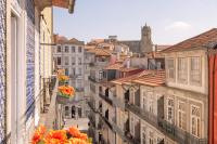 Historical Penthouse at Cardosas Block - B&B Oporto