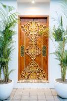 Villa Aarka - Chic Balinese Bohemian Retreat in Seminyak - B&B Seminyak