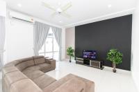 Beach side spacious 5BR 20pax pool house - Bed and Breakfast Batu Feringgi