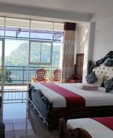 Triple Room with Mountain View