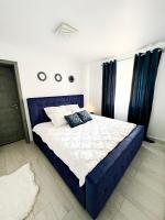 One-Bedroom Apartment with Jacuzzi