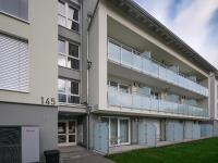 Apartamento con balcón