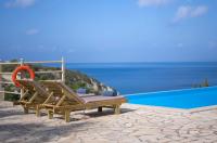 Apartment with Pool View 