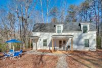 Cleveland Retreat with Patio Yonah Mountain Views! - Ferienwohnung