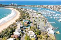 B&B Mooloolaba - JEDDA1-Beachside Mooloolaba Spit - Bed and Breakfast Mooloolaba