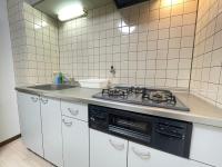 Apartamento de 1 dormitorio con balcón