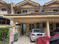The FootHills Retro Homestay @ Presint 11 Putrajaya - B&B