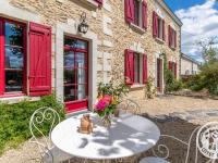 Charmant gîte viticole près de la Loire à vélo, à 10 min d'Angers, parfait pour un séjour à deux - FR-1-622-18 - B&B