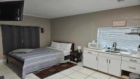 B&B Tampa - Green Castle Apartment in Tampa Near Airport and Busch Gardens - Bed and Breakfast Tampa