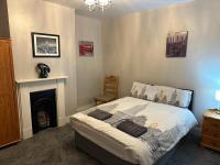 B&B Luton - Luton Town House Near AIRPORT - Bed and Breakfast Luton