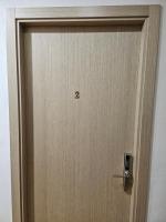 Kauno apartamentai big room king size bed - B&B Kaunas