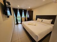 Budget Single Room with Mountain View (2 Adults + 1 Child)