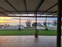 A Haven of Luxury by the Sea - B&B Flic en Flac