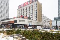 9th Floor City View Apartment by BookingHost - Bed and Breakfast Warschau