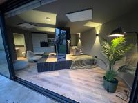 Contemporary Annex - B&B Woodstock