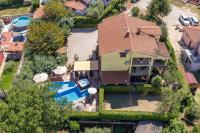 Villa Bucks near Poreč for 20 persons with Sea View, Whirlpool, Sauna & Fitness - Chambres d'hôtes Višnjan - Visignano