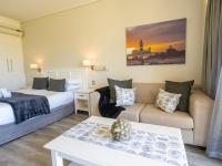 B&B Summerstrand - Unit 261 Brookes Hill Suites - Bed and Breakfast Summerstrand