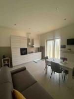 Apartment near Como and Milan with private garage - B&B
