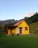 chale 2 canto das montanhas - Bed and Breakfast