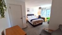 Contemporary One-Bedroom Apartment in Sheffield City Centre - B&B Sheffield