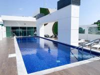 B&B Guayaquil - Hermosa Suite con vista al rio! Piscina y Parqueo - Bed and Breakfast Guayaquil