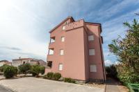 Apartment Tomi - B&B Novalja